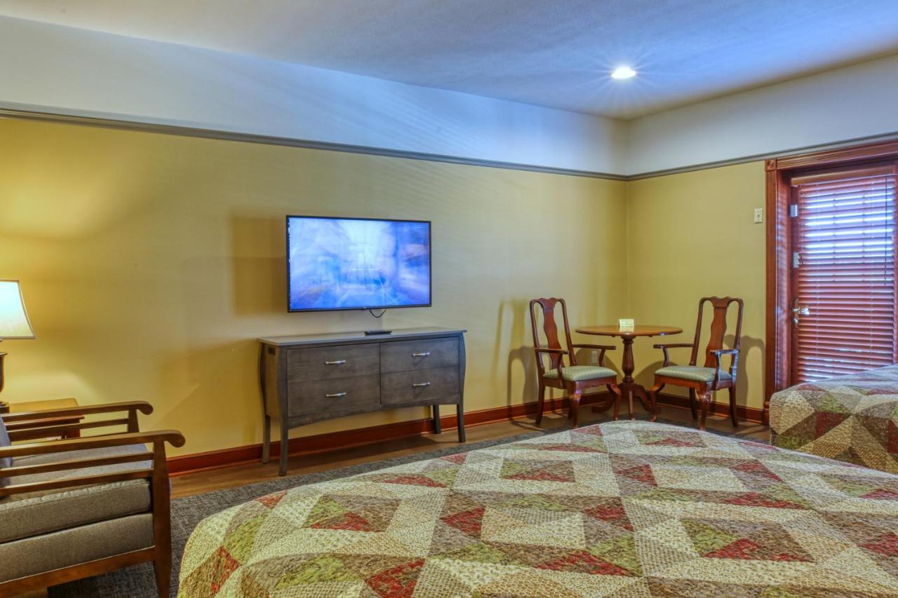 Carlisle Inn Уолнат-Крик Экстерьер фото