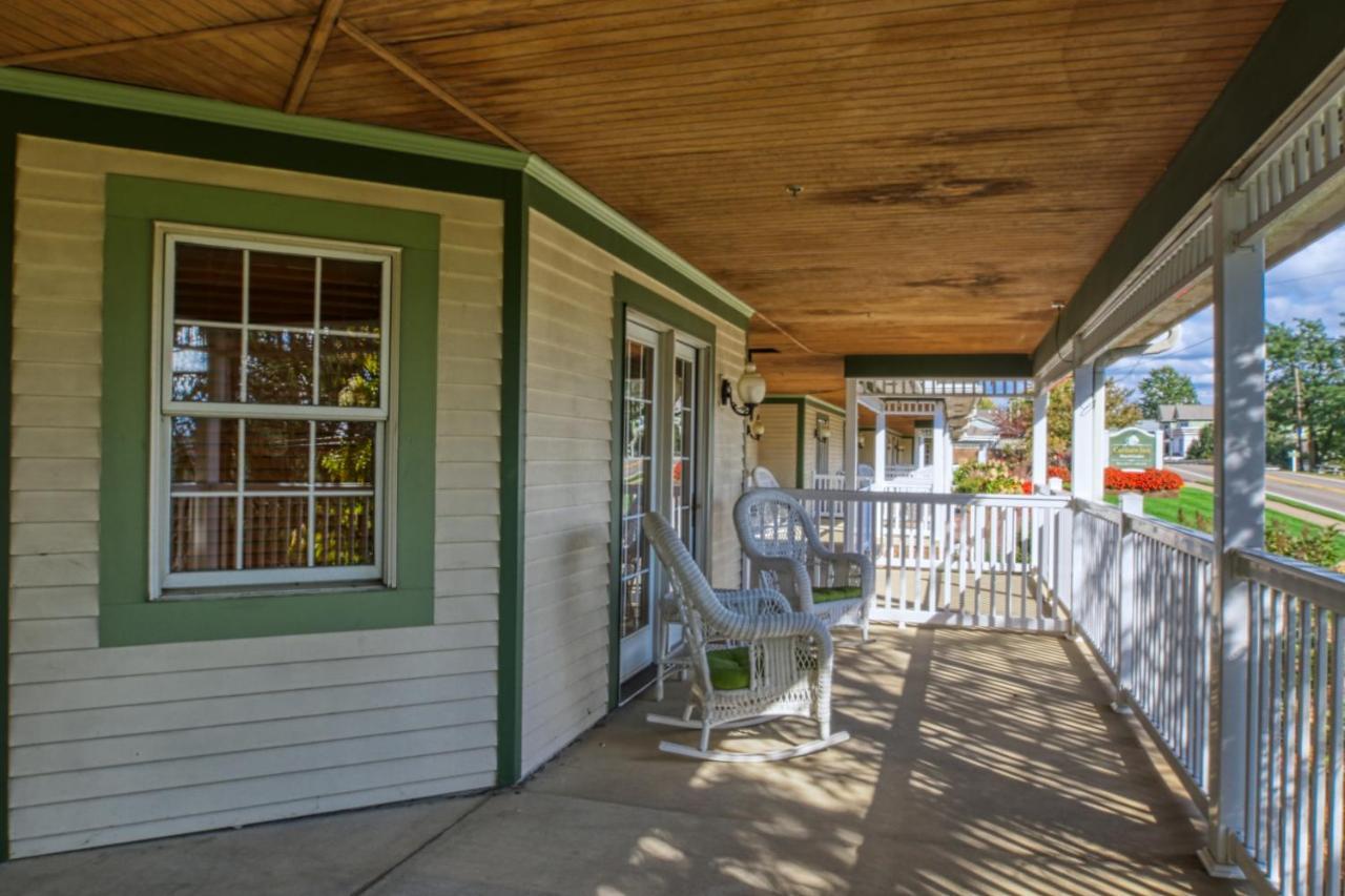 Carlisle Inn Уолнат-Крик Экстерьер фото
