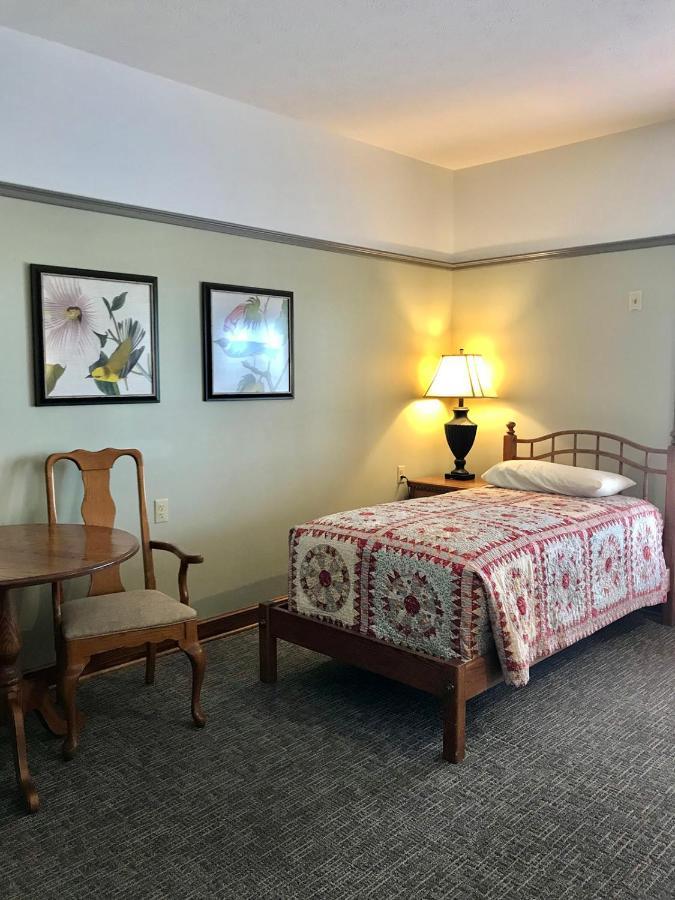 Carlisle Inn Уолнат-Крик Экстерьер фото