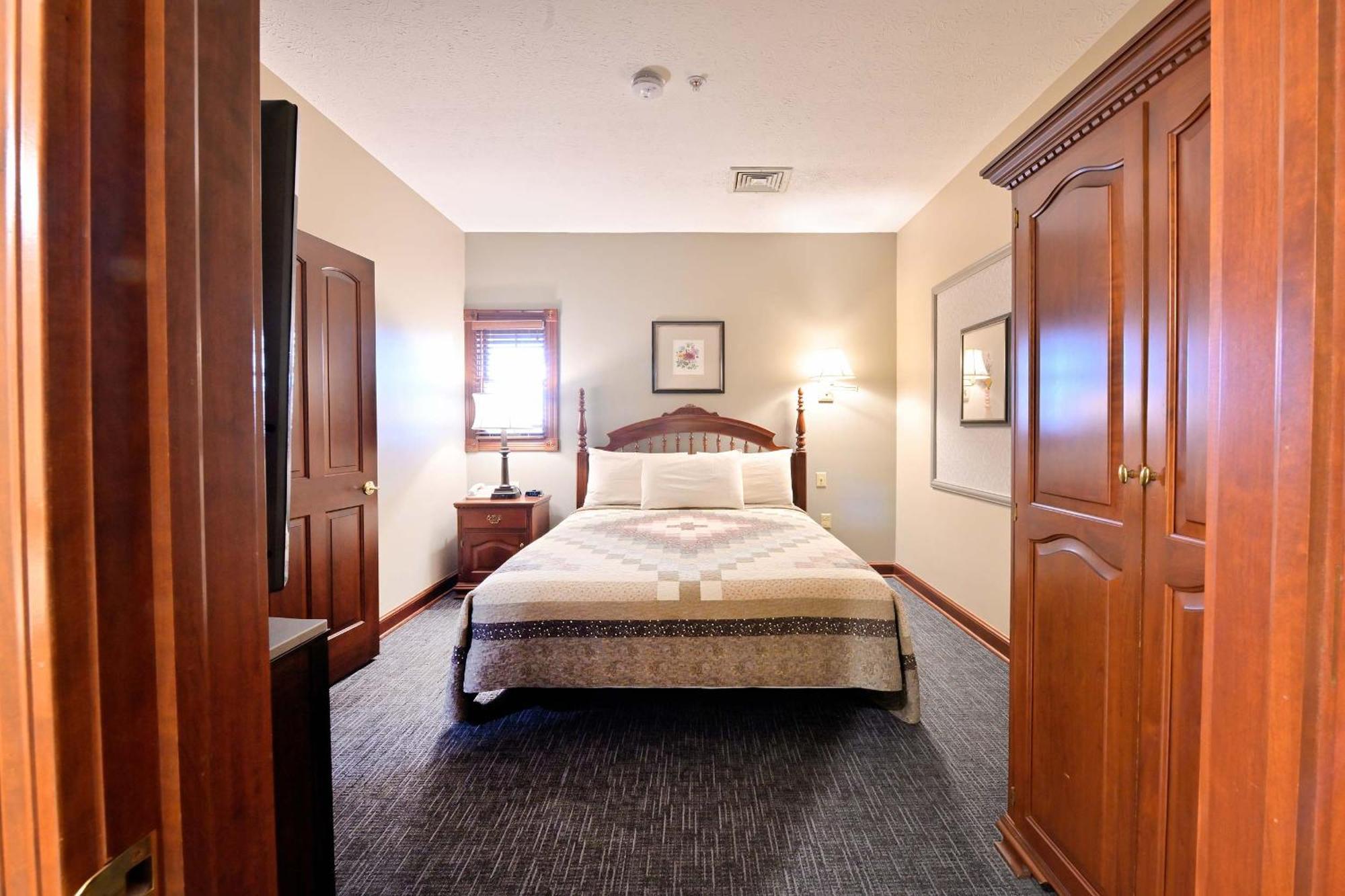 Carlisle Inn Уолнат-Крик Экстерьер фото